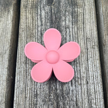 Load image into Gallery viewer, Matte Flower Hair Clips