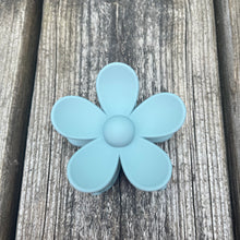 Load image into Gallery viewer, Matte Flower Hair Clips