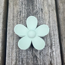 Load image into Gallery viewer, Matte Flower Hair Clips