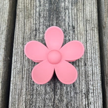 Load image into Gallery viewer, Matte Flower Hair Clips
