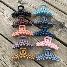 Load image into Gallery viewer, Floral Hair Clips