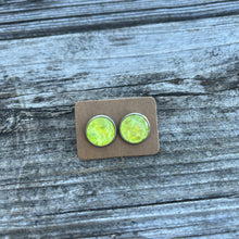 Load image into Gallery viewer, Smiley Face Earrings