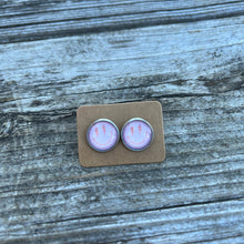 Load image into Gallery viewer, Smiley Face Earrings