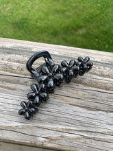 Load image into Gallery viewer, Floral Hair Clips