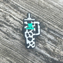 Load image into Gallery viewer, 40oz Tumbler Croc Charms

