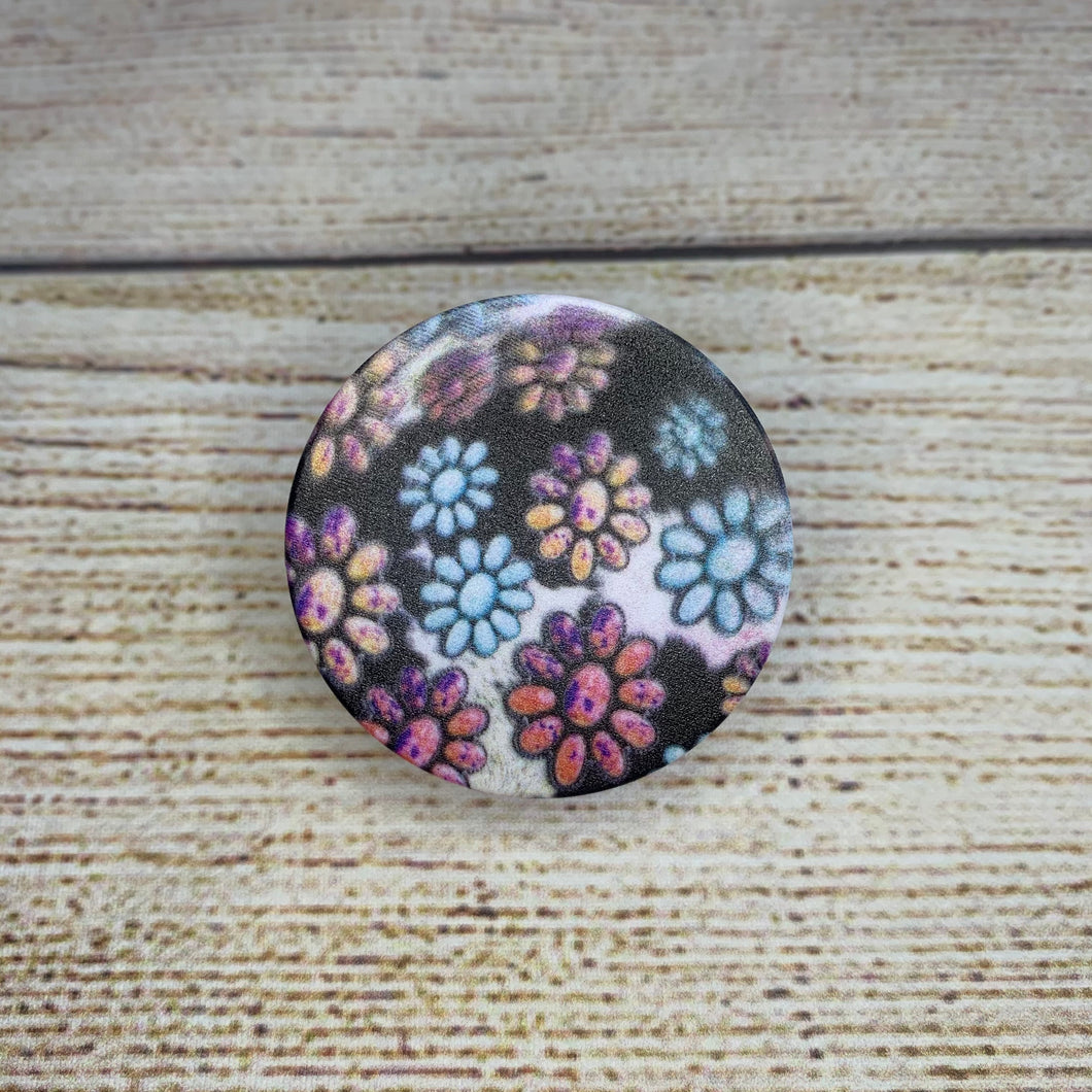 Turquoise Stone/Cow Phone Grip