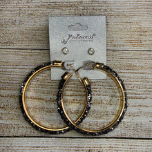 Load image into Gallery viewer, Glittery Hoops and Stud Earrings Set
