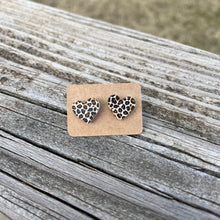 Load image into Gallery viewer, Patterned Heart Earrings
