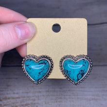 Load image into Gallery viewer, Heart Shaped Earrings
